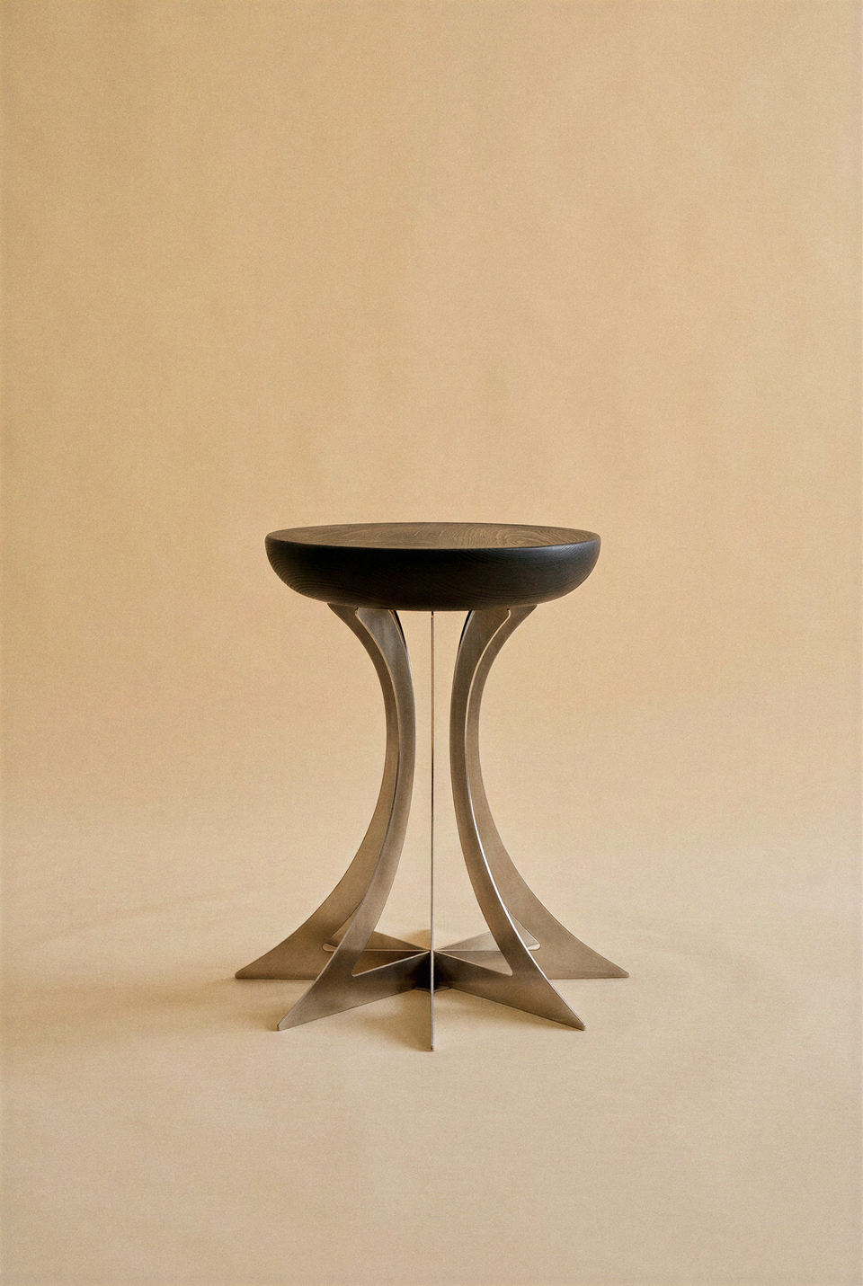 Table d'appoint Fibonacci - Acier inoxydable ‚Äî Hêtre noir